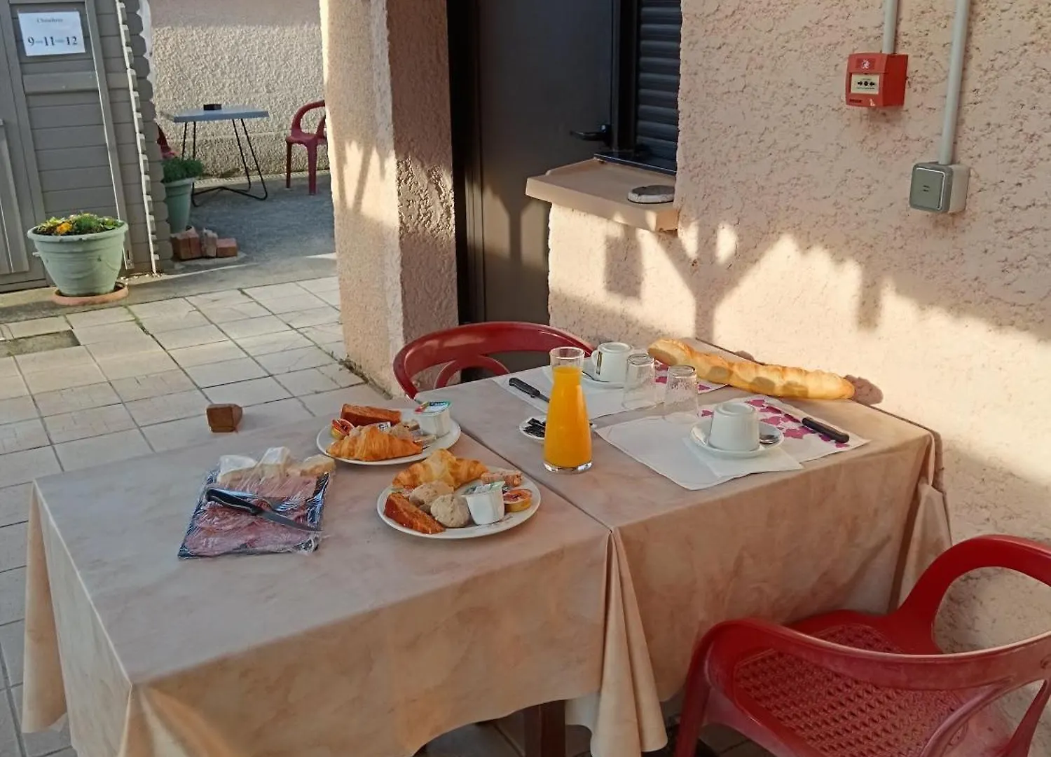 Hotel Auberge De L'Europe Saint-Quentin-Fallavier