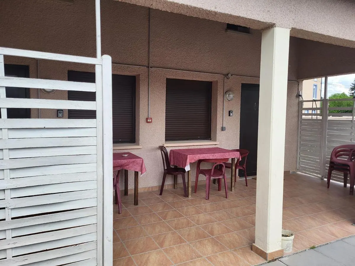 Hotel Auberge De L'Europe Saint-Quentin-Fallavier